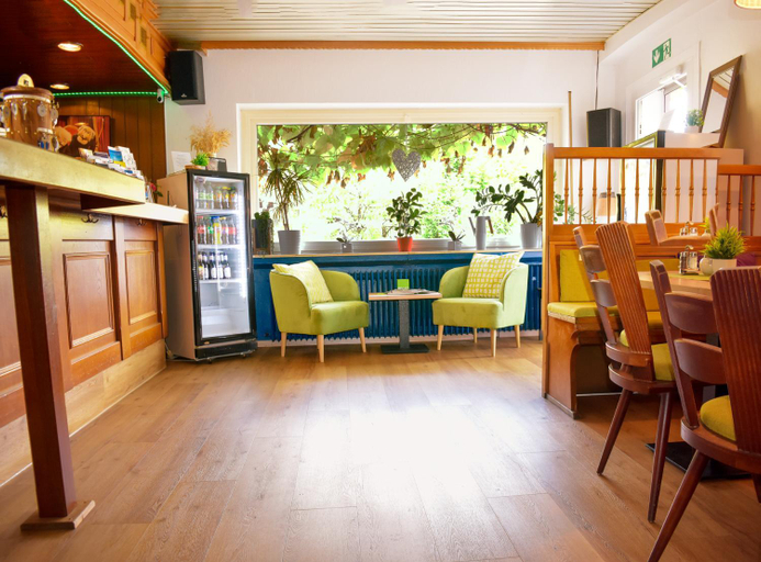 Public Area 2, Hike Inn Hotels by Emmerich, Mayen-Koblenz
