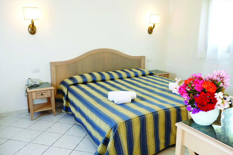 Bedroom 4, Hotel Cala Mirto, Nuoro