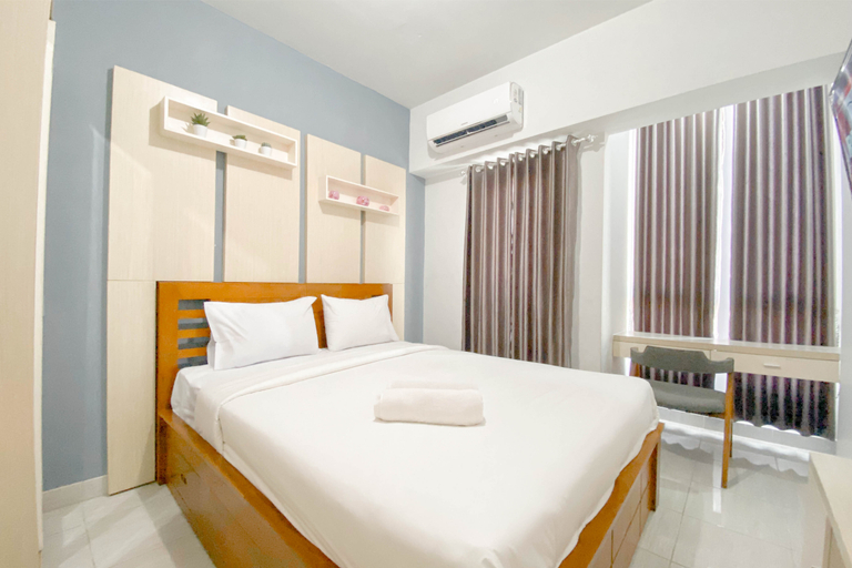 Bedroom 2, Simple White Studio Apartment at The Alton Semarang By Travelio, Semarang