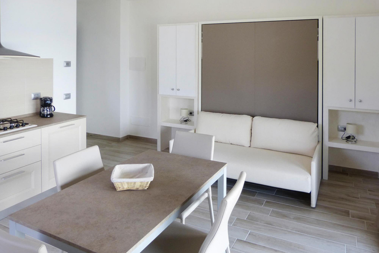 Others 5, Apartment in Tignale with Lake Garda Views, Brescia