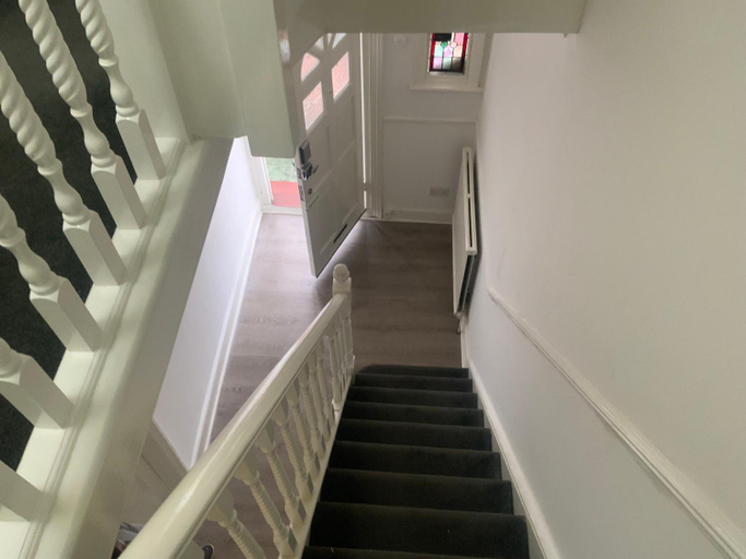 Others 5, The London En-Suite, London