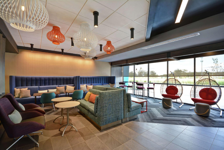 Public Area, Tru by Hilton Mason Kings Island, Warren