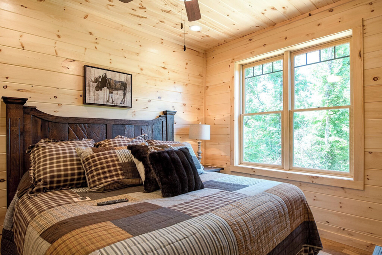 Bedroom, Smoky Haven by Jackson Mountain Rentals, Sevier