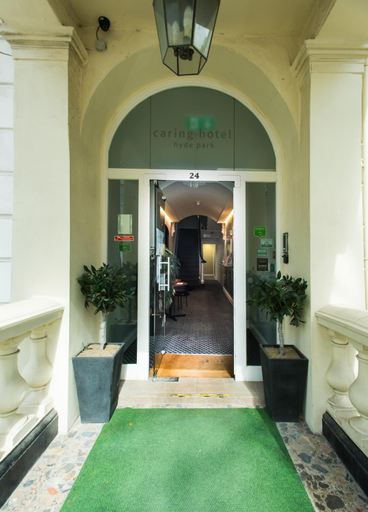 Exterior & Views 2, Caring Hotel, London
