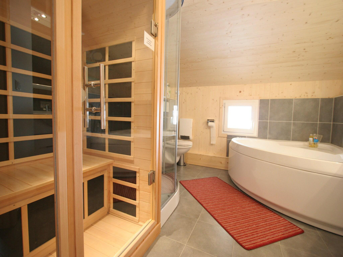 Bathroom 4, Chalet in Hohentauern near Ski Lift, Murtal