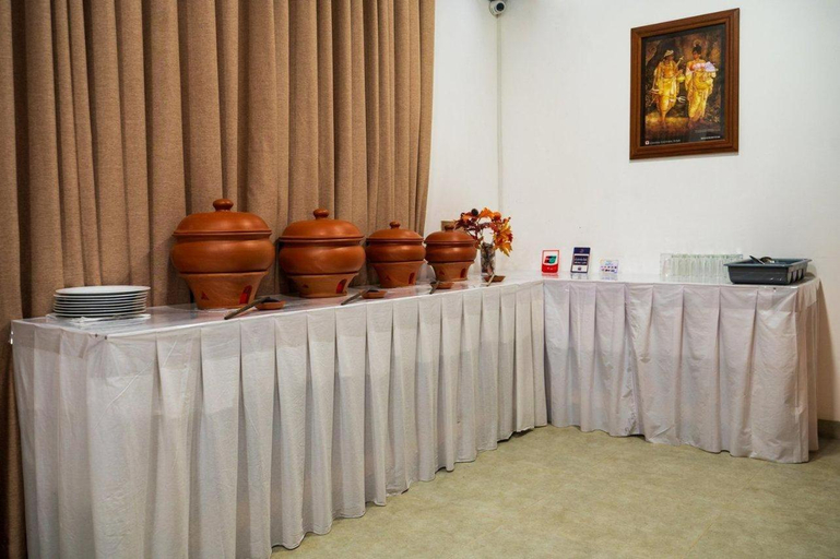 Food & Drinks 5, Hanthana Heritage, Pathahewaheta