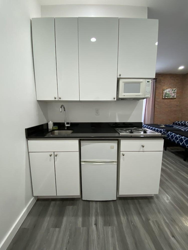 Others 5, New York Apartments, New York