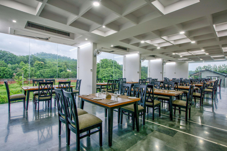 Food & Drinks 3, The Cloyster Resort and Spa, Garhwal