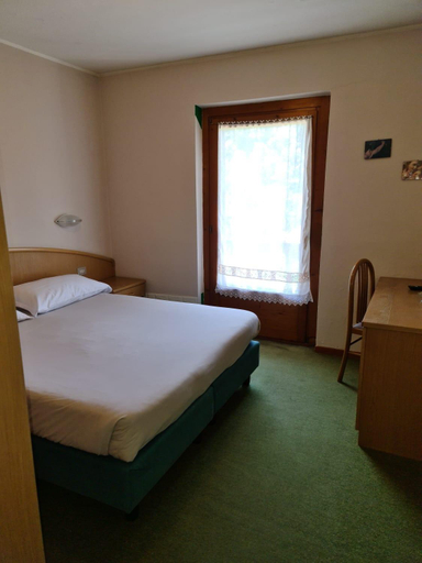 Others 5, Hotel Daniela, Sondrio