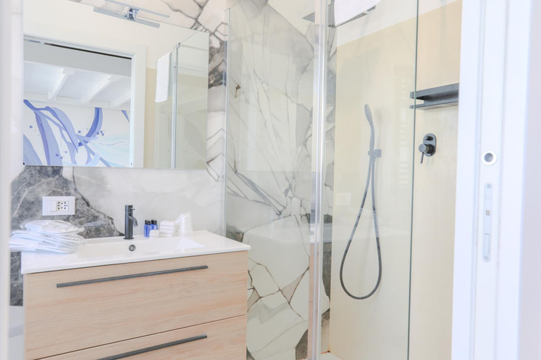Bathroom 2, HOLABOLOGNA Luxury Rooms and Flats, Bologna
