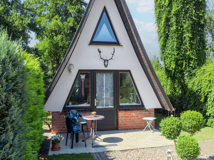 Exterior & Views 1, Charmante Finnhutte mit Garten, Rostock