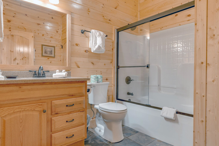 Bathroom 4, Lone Wolf Lodge by Jackson Mountain Rentals, Sevier