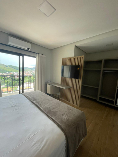 Bedroom 3, Vista do Lago Hotel, Capitólio