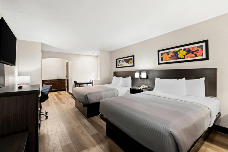 Bedroom 4, Quality Inn & Suites Dumas, Desha