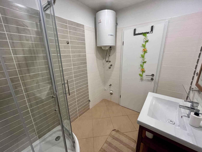 Bathroom 3, Apartment Picturesque Retreat, Crikvenica
