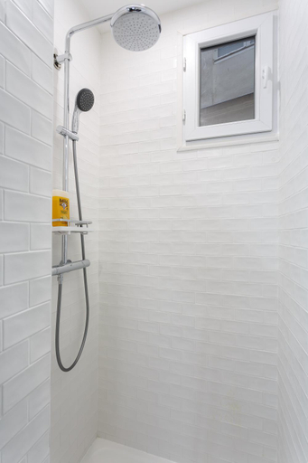 Bathroom 3, Stylish apartment in the heart of Paris, Paris