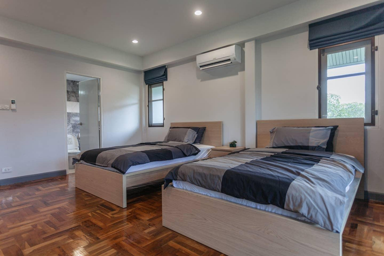 Bedroom 3, F5 3 Bed Rooms Beach house, full kitchen, Klaeng