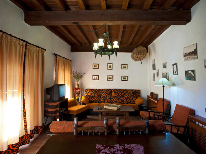 Others 4, Casa rural El Corralon, Cáceres