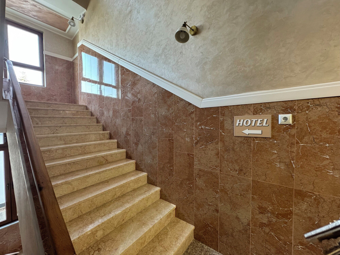 Others 4, Hotel Ticha, Shumen