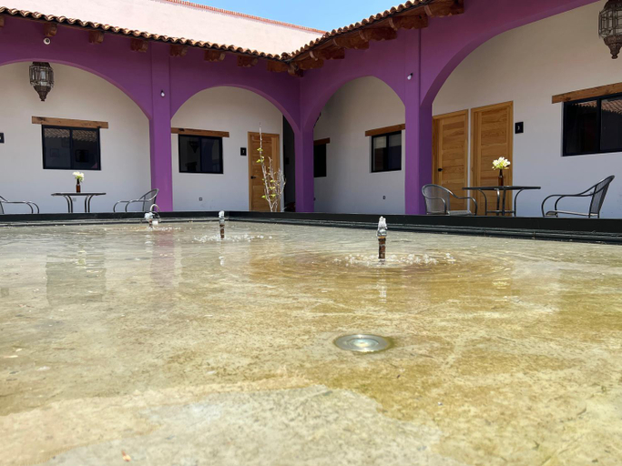 Others 4, Hostal de la Montana, Mazamitla