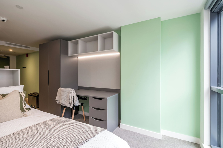 Bedroom 2, The Edge, Belfast