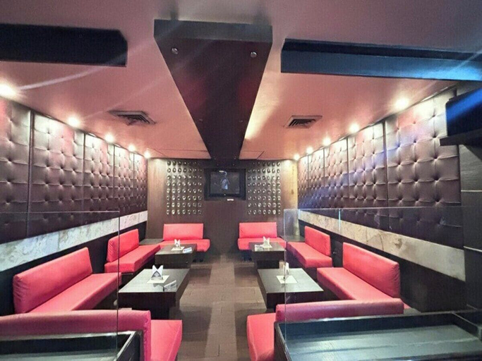 Business Facilities