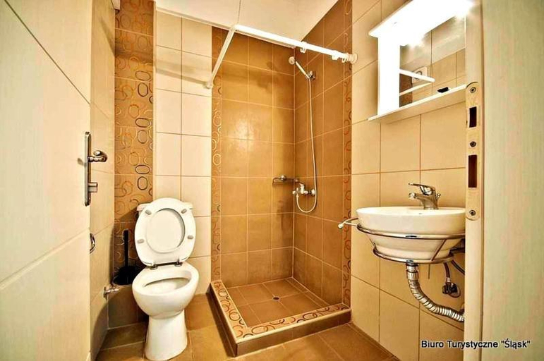 Bathroom 3, Hotel Kallisto, Central Macedonia