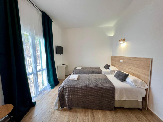 Bedroom 4, Oasis D'or, Baleares