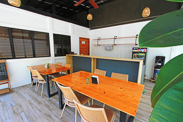 Food & Drinks, Alona M Panglao, Panglao