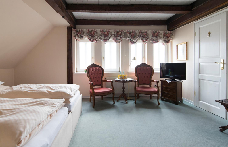 Bedroom 2, Hotel Kavaliershaus/Schloss Bad Zwesten, Schwalm-Eder-Kreis