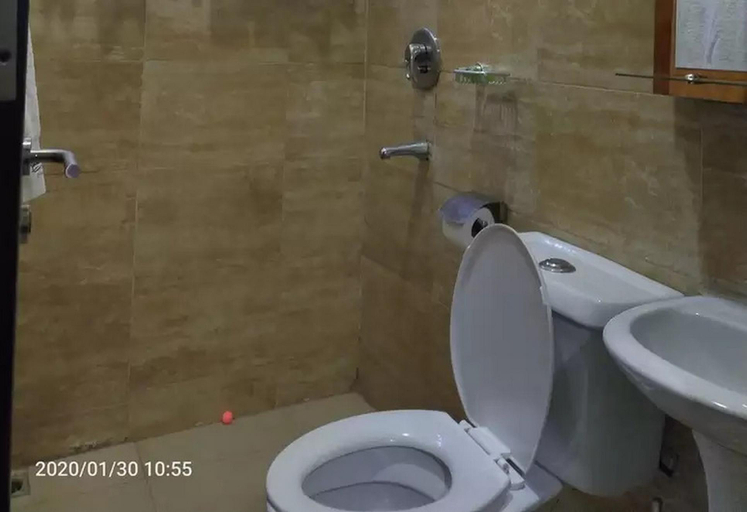 Bathroom 4, The Beckett Suites, AbujaMun