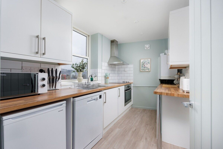 Others 4, Luxury First Floor 2 bed Apartment, Plymouth