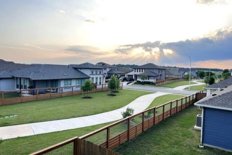 Exterior & Views, Cozy Apartment in Austin by The Key Rentals, Travis