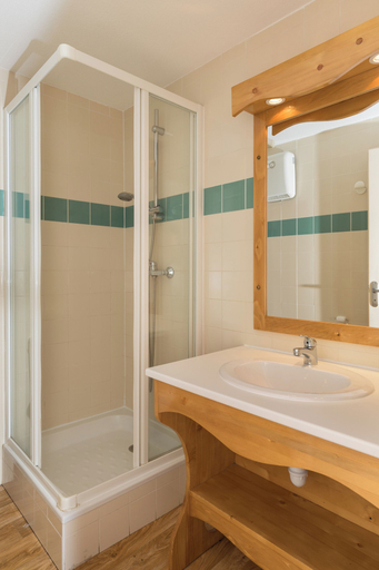 Bathroom 4, Résidence les Villages du Bachat, Isère