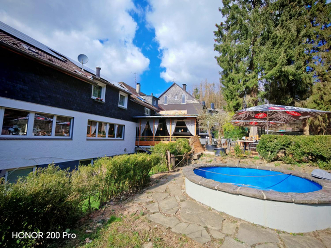 Exterior & Views 2, SILONCE Hotels & Restaurant, Oberbergischer Kreis