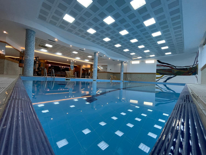 Sport & Beauty 2, Van Royal, Arbil