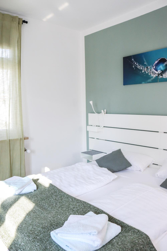 Bedroom 4, Gasthaus Wilhelmshohe, Lindau (Bodensee)