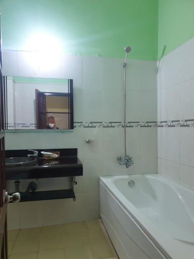 Bathroom 3, Khach san Hoi An - Kon Tum, Kon Tum