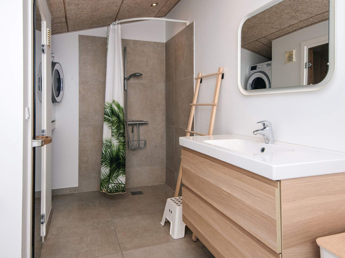 Bathroom 3, 4 Star Holiday Home in Bjert, Kolding