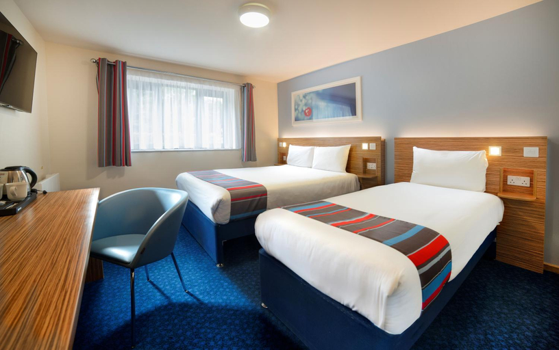 Bedroom 2, Travelodge Dublin Airport North 'Swords', Dublin