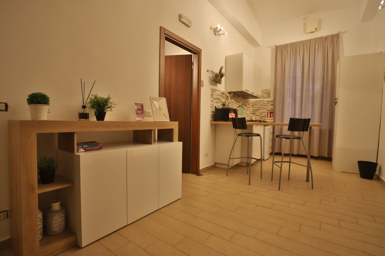 Others 5, Roma City B&B, Roma