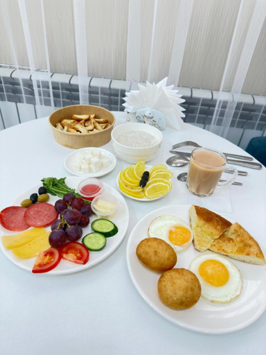 Food & Drinks 5, Baiterek Premium, Astana City