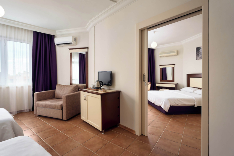 Bedroom 3, Kaila City Hotel, Alanya