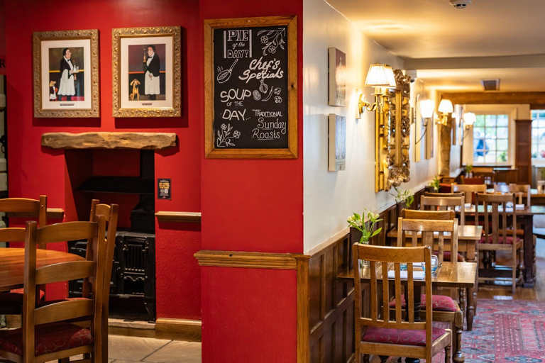 Food & Drinks 5, The Red Lion Hotel, London