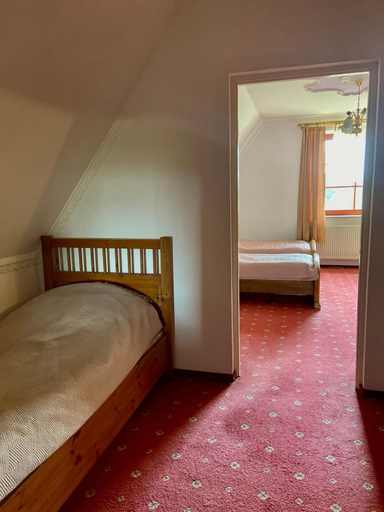 Bedroom 2, Dwor Szczepanskich, Mikołów