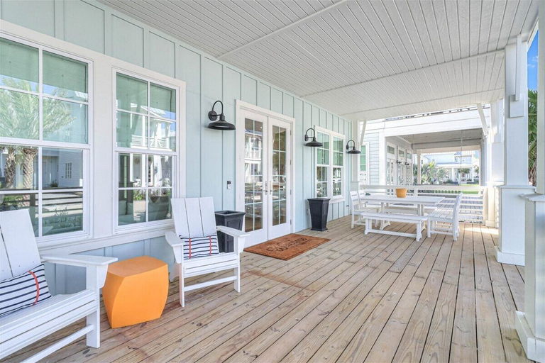Others 1, Afterley Pointe 213 LAK, Nueces