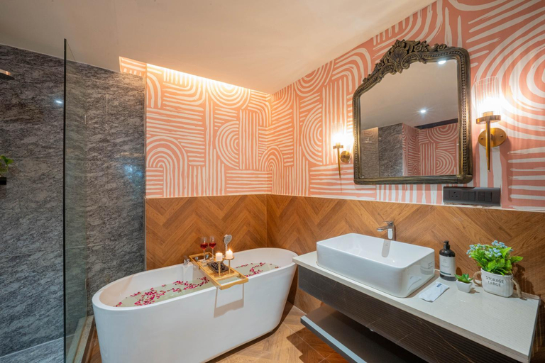 Bathroom, Boutique Hotel By One Tree, Gurgaon