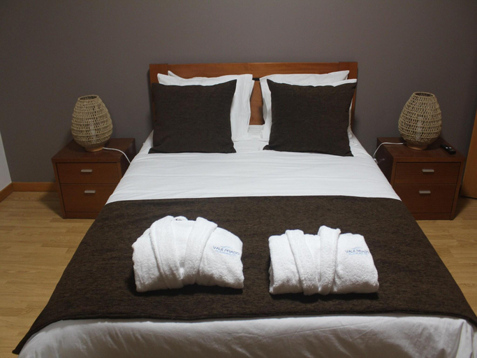 Others 4, Villa in Portugal with Private Pool Wellness, Caldas da Rainha