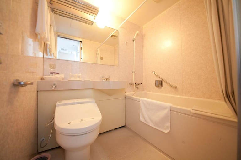 Bathroom, Hotel Fugetsu Hammond, Beppu