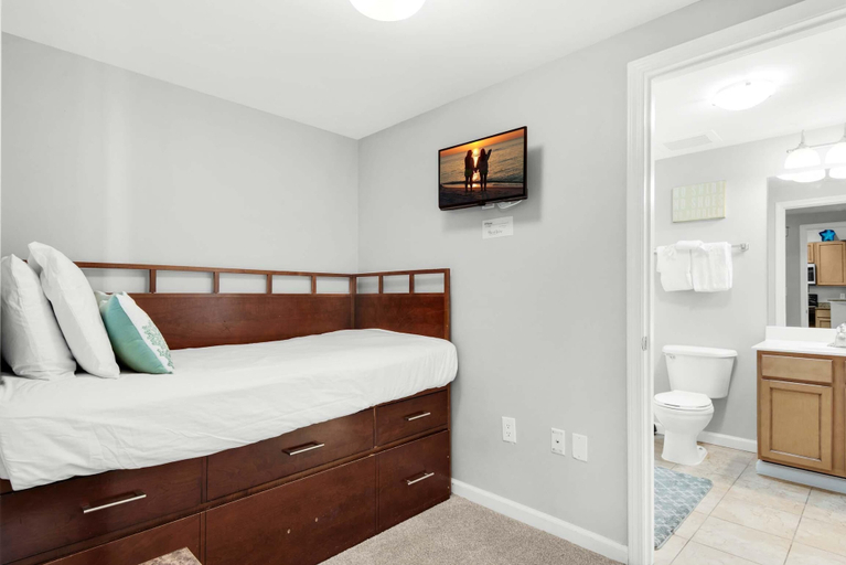Bedroom 3, Palms Resort #1505 Jr 2BR, Okaloosa